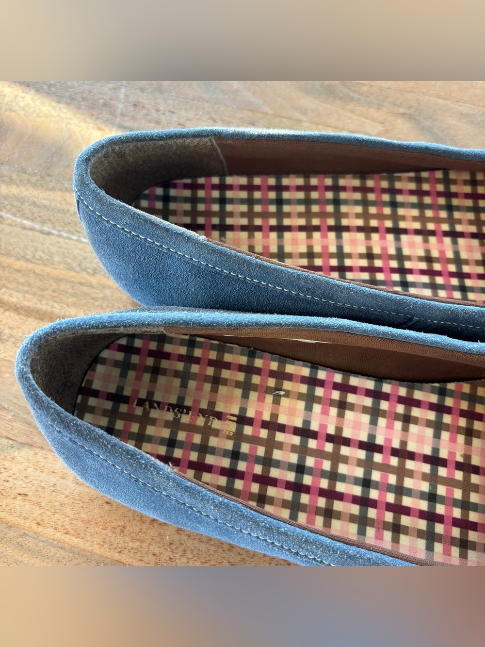Lands End Women’s Suede Moccasins, Size 7 - Picture 8 of 10